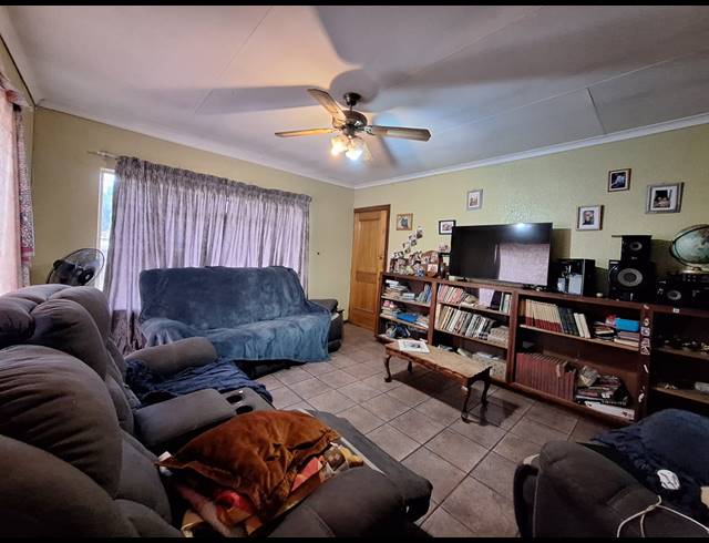 3 BEDROOM HOUSE FOR SALE IN BERGSIG